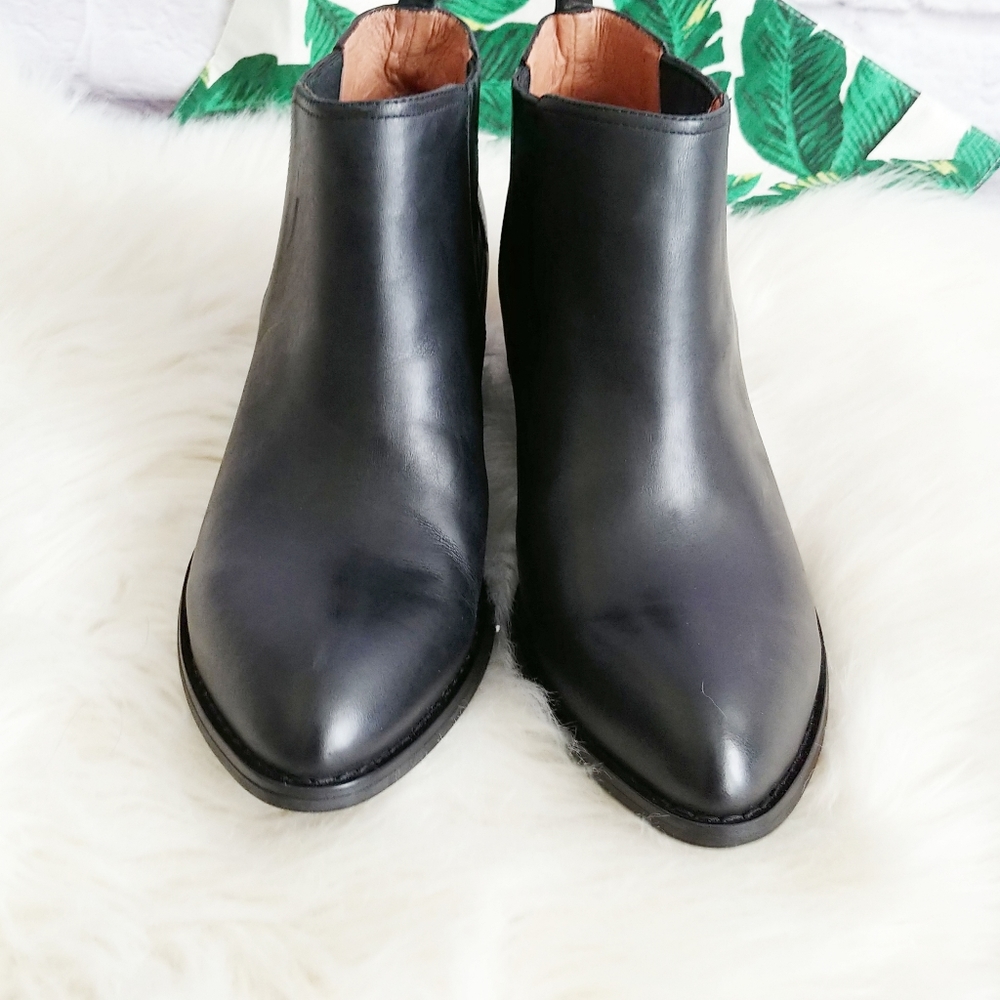 JEFFREY CAMPBELL Metcalf Ankle Boots EUC